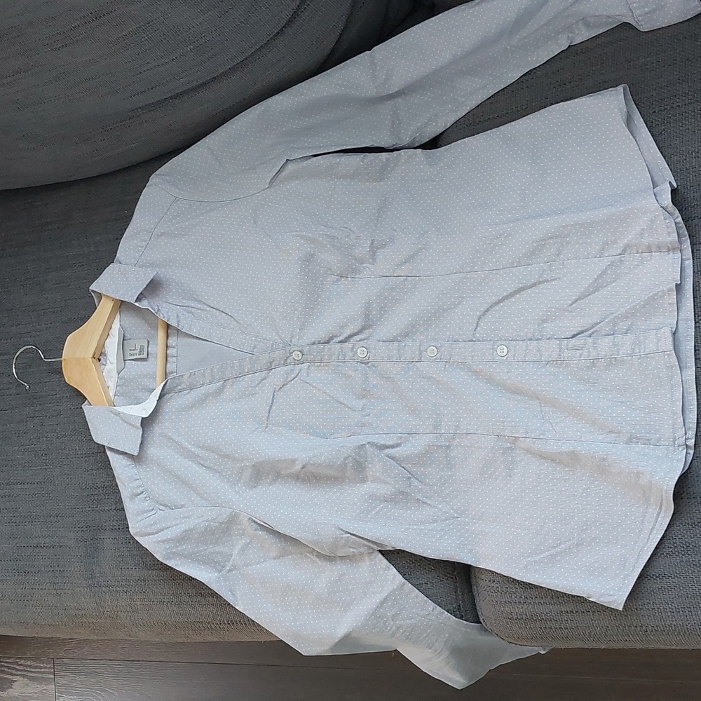 Like New H&M Women’s Long Sleeve Shirt